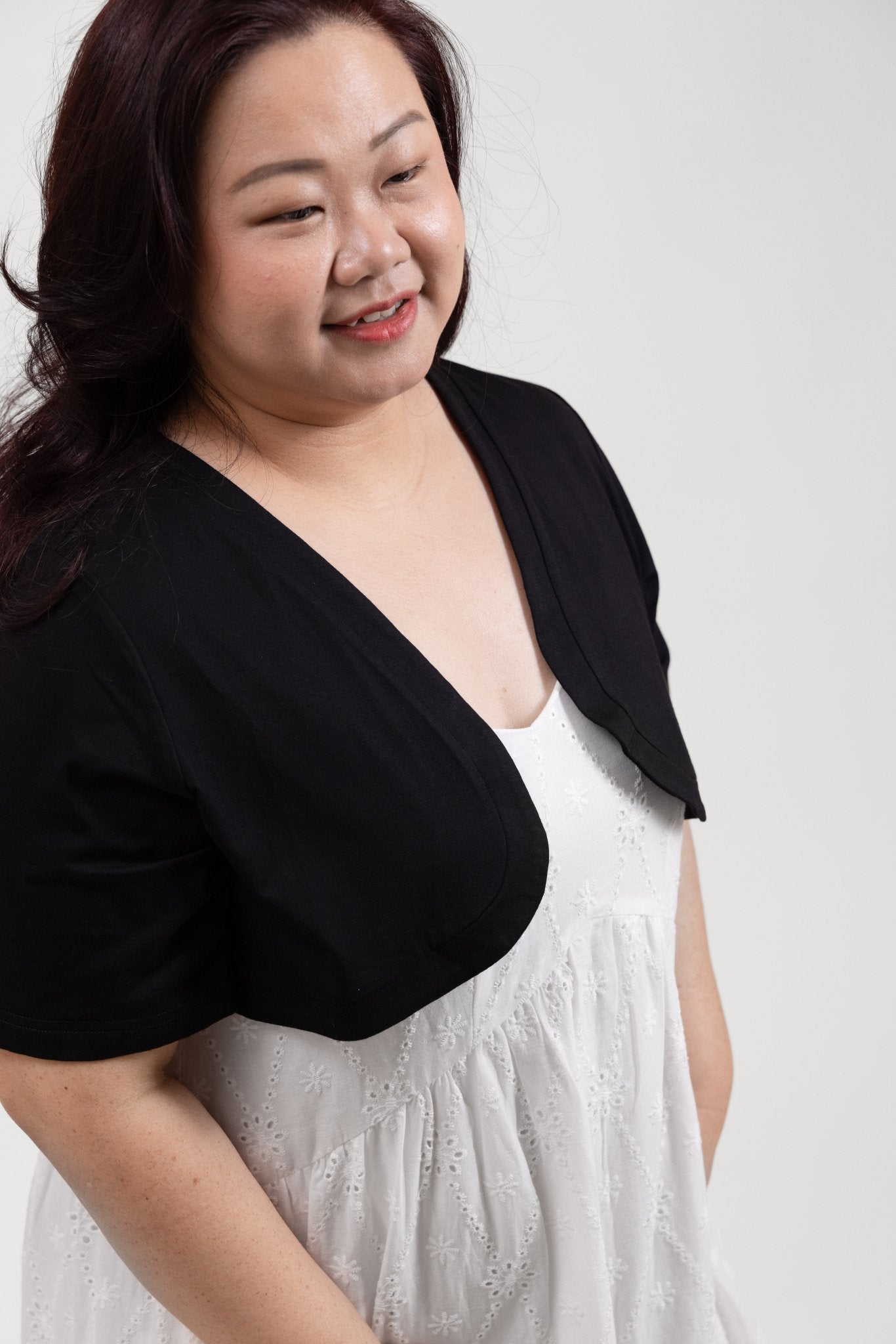 Black Short Sleeve Cropped Bolero Jacket - Bubbly